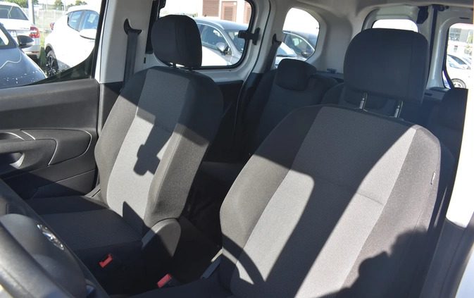 Toyota Proace City Verso cena 67800 przebieg: 150154, rok produkcji 2020 z Trzcianka małe 631